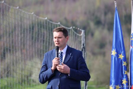 Odprtje večnamenskega športnega in otroškega igrišča na Gozdu (13)